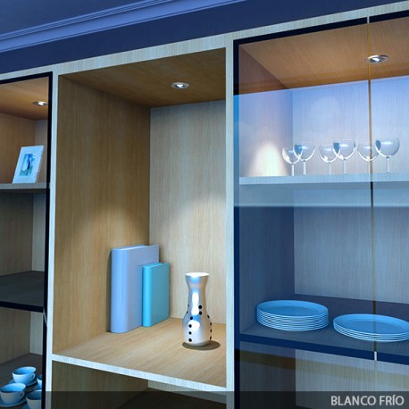 Armario con iluminación LED color blanco frío